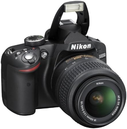 Nikon D3200 24.2 MP CMOS Digitális TÜKÖRREFLEXES fényképezőgép 18-55mm f/3.5-5.6 AF-S DX VR NIKKOR Zoom Objektív (Import)