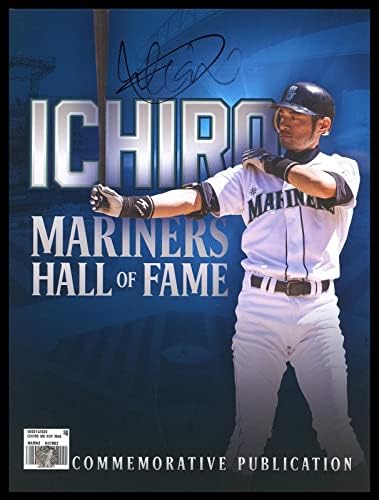 Ichiro Suzuki Dedikált Seattle Mariners Hall of Fame Program Holo SKU 211724 - Dedikált MLB Magazinok