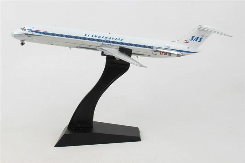 Fedélzeti 200 Skandináv Légitársaság (SAS) DC-9-51 YU-AJT állvánnyal Limited Edition 1/200 FRÖCCSÖNTÖTT Repülőgép Előre elkészített Modell